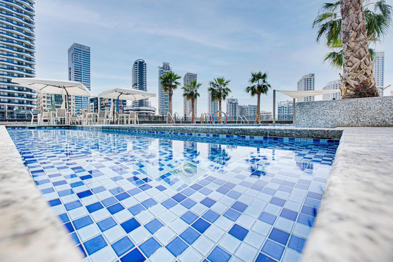 Sparkle Tower, Dubai Marina Exterior photo